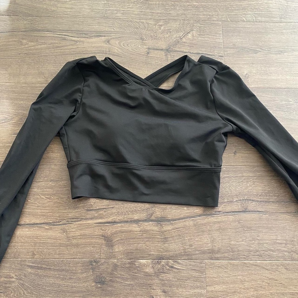 Work out tops size medium